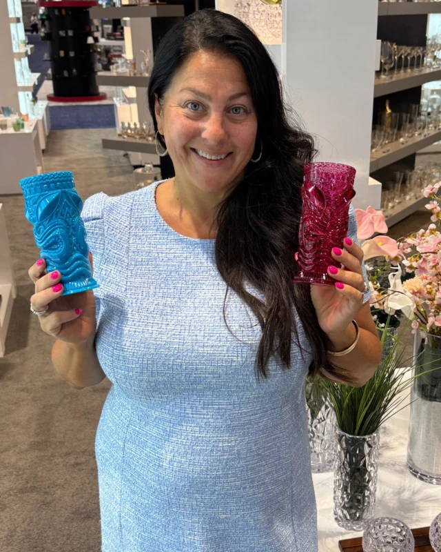 🌸 It’s officially spring time — which means we’re pulling out all the colorful glassware and letting the sunshine do the rest. ☀️🍹

@hospitalitybrands glassware brings the perfect pop of color for patios, cocktails, and everything in between.
Ready to make your spring drink menu look even better?

📩 Message us to start your glassware order!