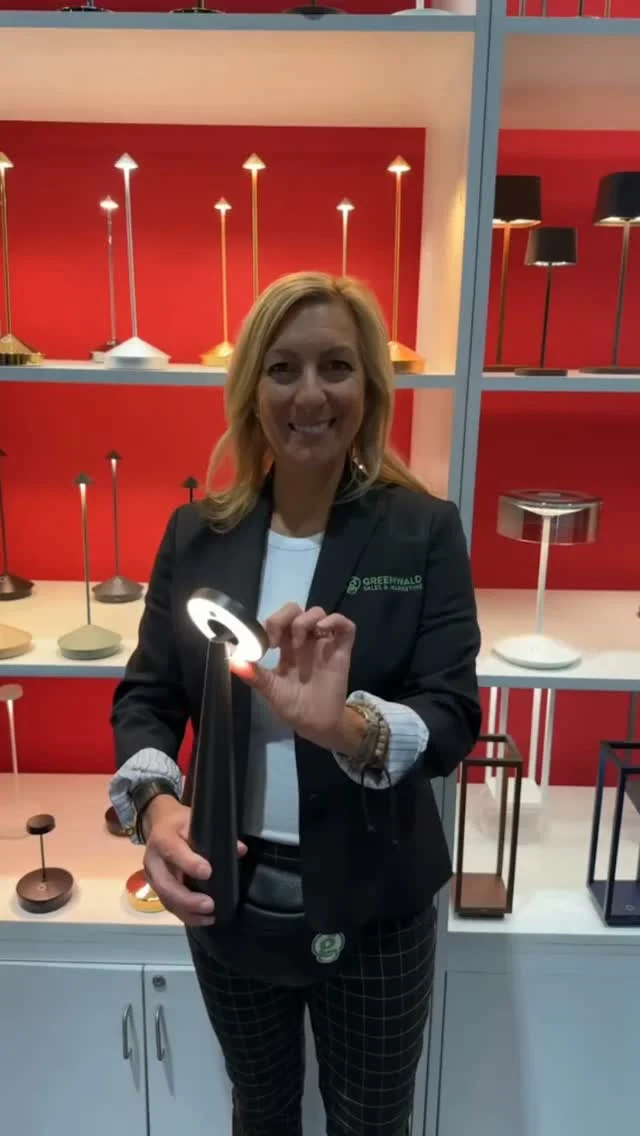 Proof that functional can still look really good. 🙌💡

@zafferanoamerica's Angelina combines modern style with portable convenience thanks to its rechargeable design, adjustable head, and touch controls that let you customize brightness and color temperature with ease.

Basically… the lamp equivalent of “I’ve got this.” ✨
Reach out to explore Angelina and more lighting solutions at our Experience Centers. 💚